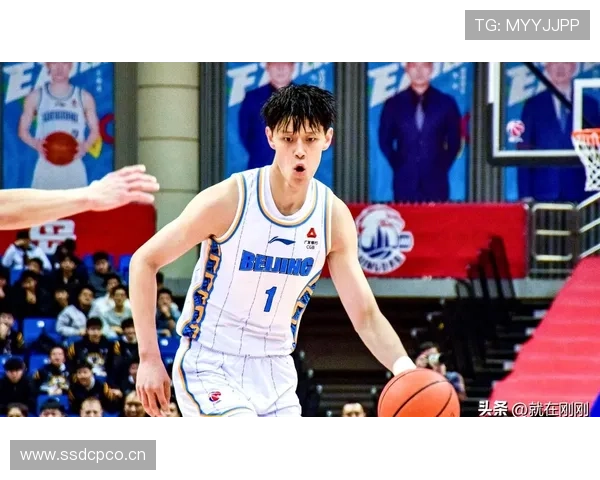 NBA比赛:曾凡博未能登场 网队凭险胜力克太阳艰难取得胜利 NBA比赛:曾凡博未能登场 网队凭险胜力克太阳艰难取得胜利