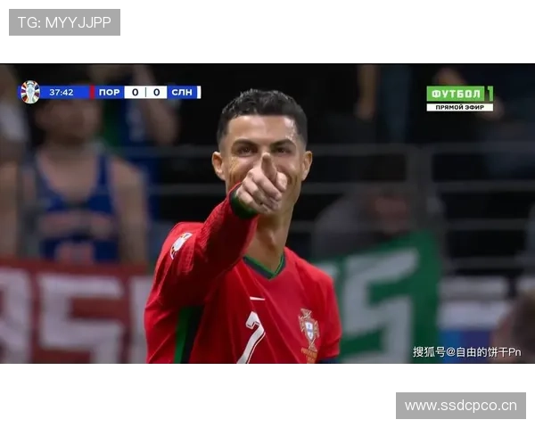 C罗精彩表现数据分析8射4正传射门得分失点中框关键传球评分70